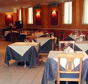 Summit Hotel